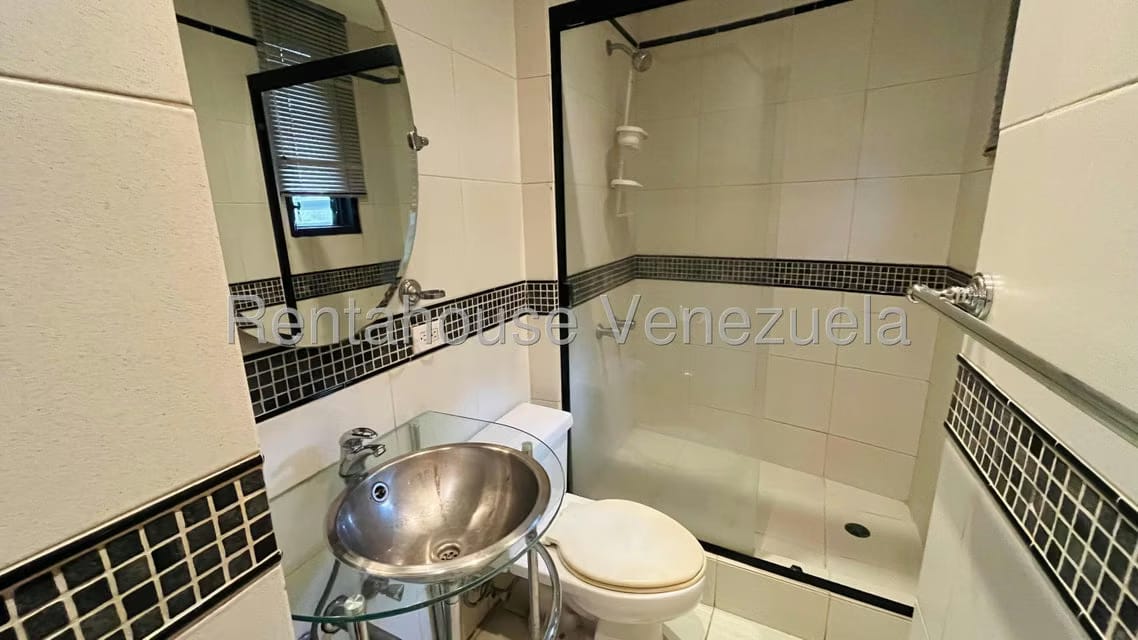 Apartamento (1 Nivel) en Venta en Los Samanes, Distrito Metropolitano - 42