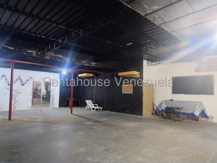 Comercial (Galpon - Deposito) en Alquiler en Santa Irene, Falcon - 8