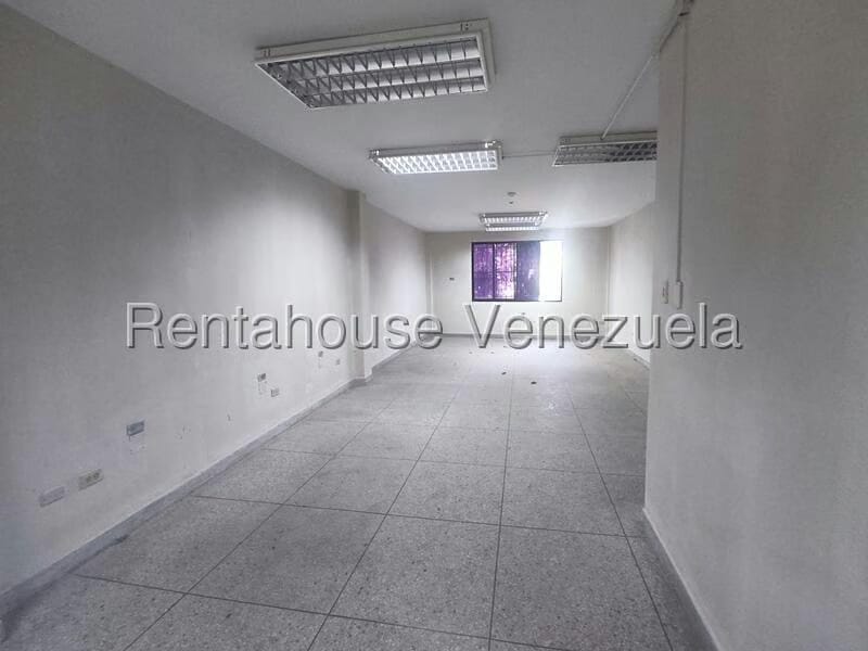 Comercial (Oficina) en Alquiler en Zona Colonial, Carabobo - 11