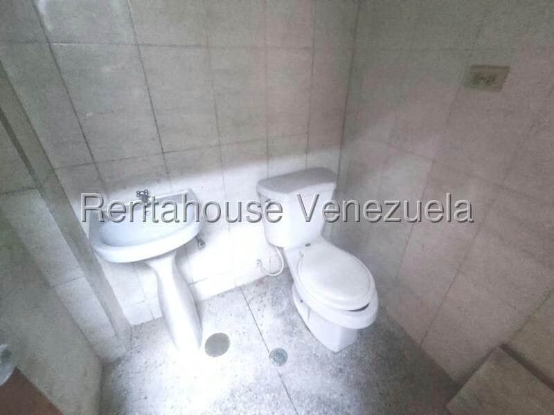 Comercial (Oficina) en Alquiler en Zona Colonial, Carabobo - 6