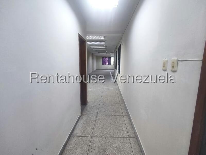 Comercial (Oficina) en Alquiler en Zona Colonial, Carabobo - 7