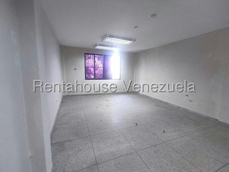 Comercial (Oficina) en Alquiler en Zona Colonial, Carabobo - 10