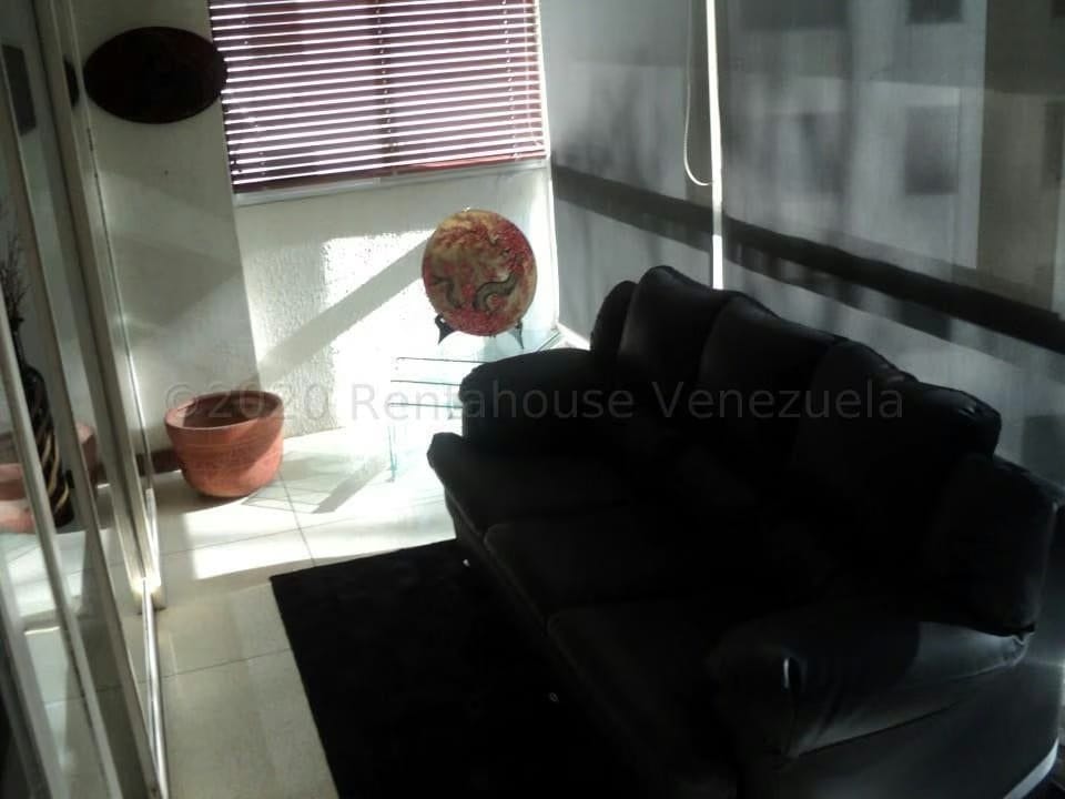 APARTAMENTO EN VENTA – ELENA MARIN NOBREA