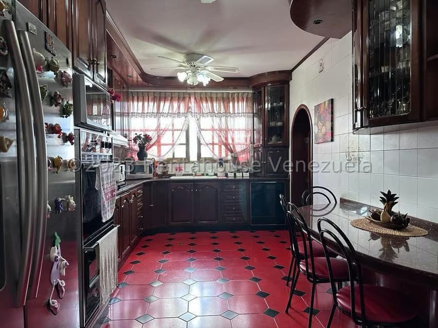 Casa (Multipes Niveles) en Venta en Colinas de Carrizal, Miranda - 16