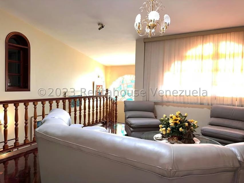 Casa (Multipes Niveles) en Venta en Colinas de Carrizal, Miranda - 27