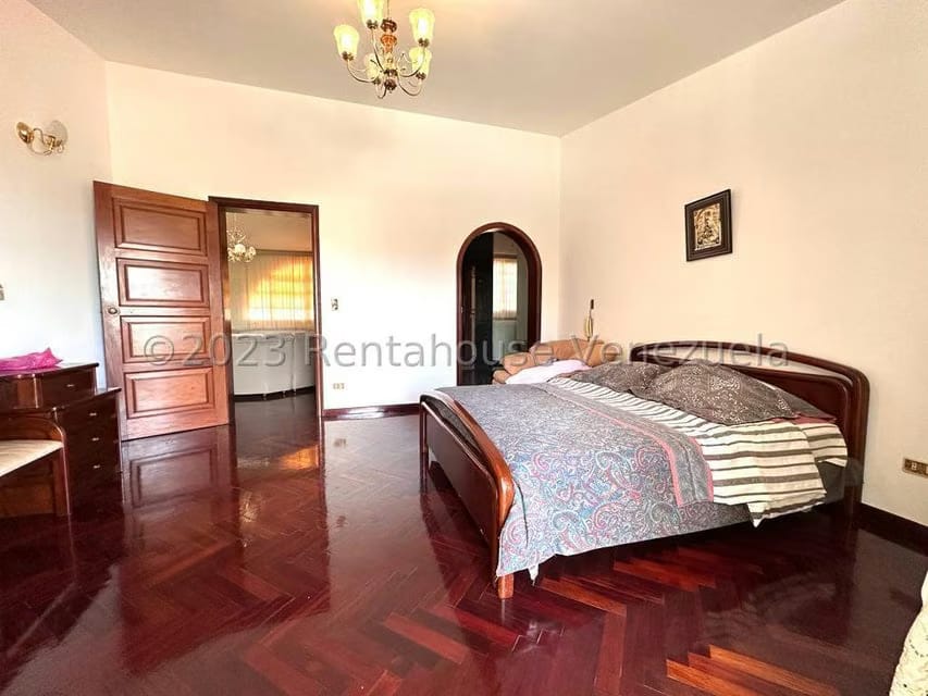 Casa (Multipes Niveles) en Venta en Colinas de Carrizal, Miranda - 28