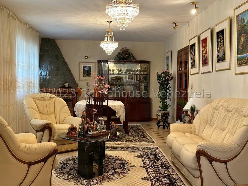 Casa (Multipes Niveles) en Venta en Colinas de Carrizal, Miranda - 6