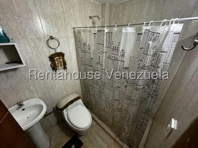 Casa (1 Nivel) en Venta en Colinas de Bello Monte, Distrito Metropolitano - 20
