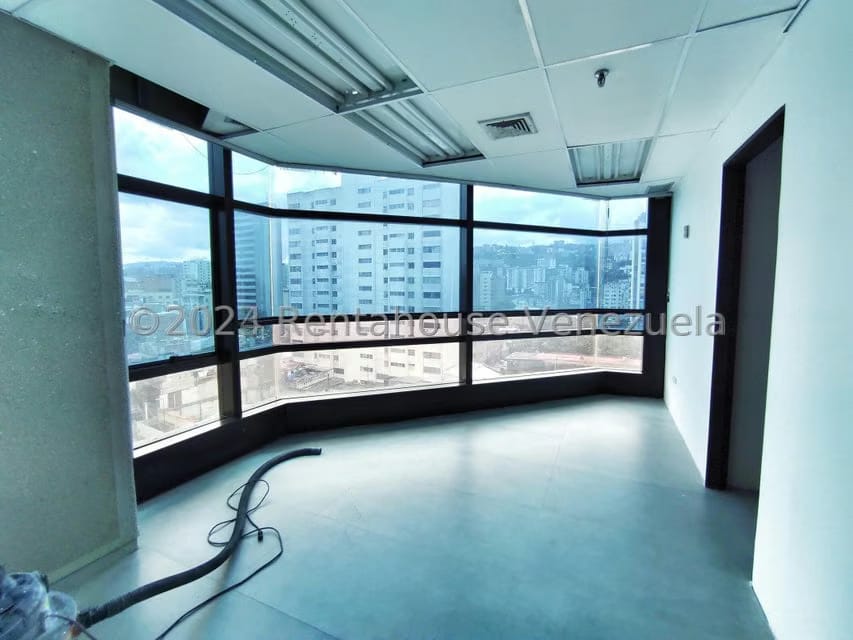 Comercial (Oficina) en Alquiler en Sabana Grande, Distrito Metropolitano - 12