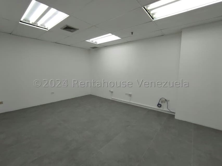 Comercial (Oficina) en Alquiler en Sabana Grande, Distrito Metropolitano - 15