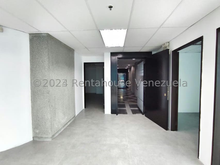 Comercial (Oficina) en Alquiler en Sabana Grande, Distrito Metropolitano - 16