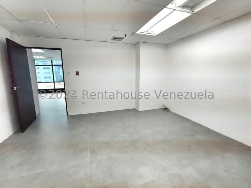 Comercial (Oficina) en Alquiler en Sabana Grande, Distrito Metropolitano - 9