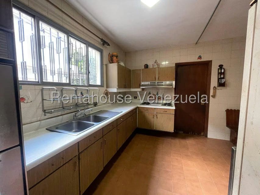 Casa (Multipes Niveles) en Alquiler en Santa Monica, Distrito Metropolitano - 6