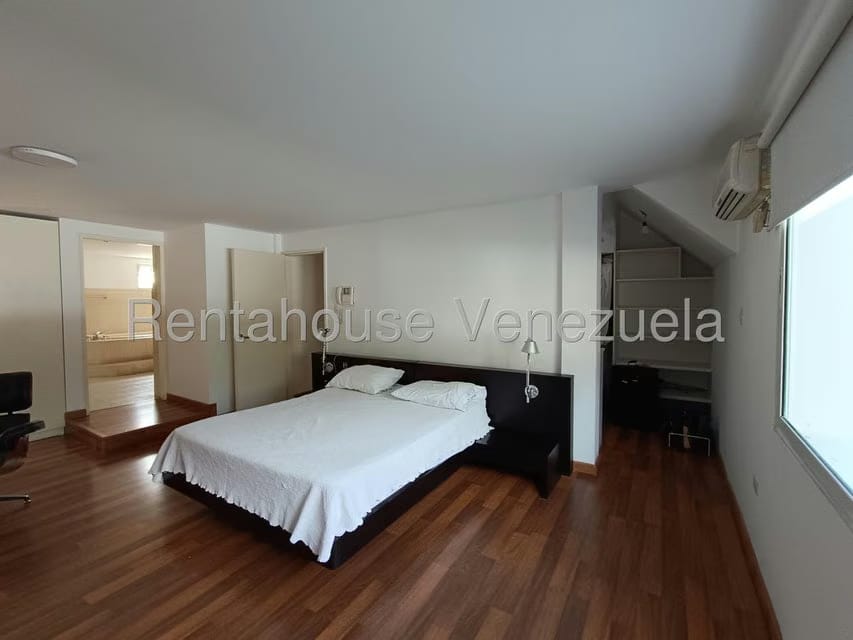 Casa (Multipes Niveles) en Venta en Sebucan, Distrito Metropolitano - 54