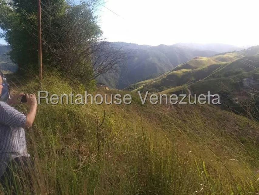 Terreno (Residencial) en Venta en Caicaguana, Distrito Metropolitano - 13