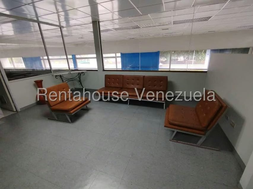 Comercial (Local Comercial) en Venta en Maturin, Monagas - 15