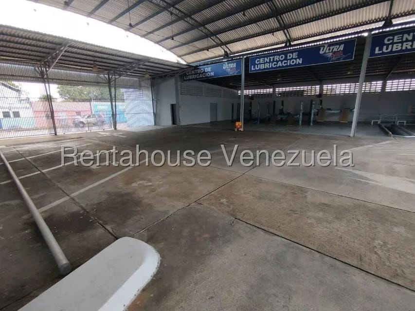 Comercial (Local Comercial) en Venta en Maturin, Monagas - 23