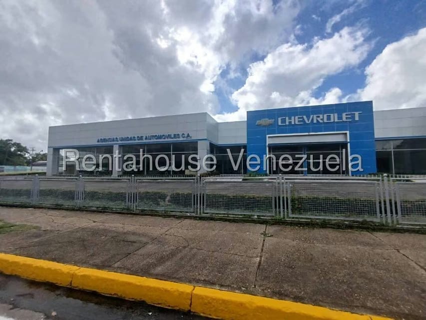 Comercial (Local Comercial) en Venta en Maturin, Monagas - 4