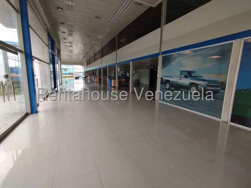 Comercial (Local Comercial) en Venta en Maturin, Monagas - 5