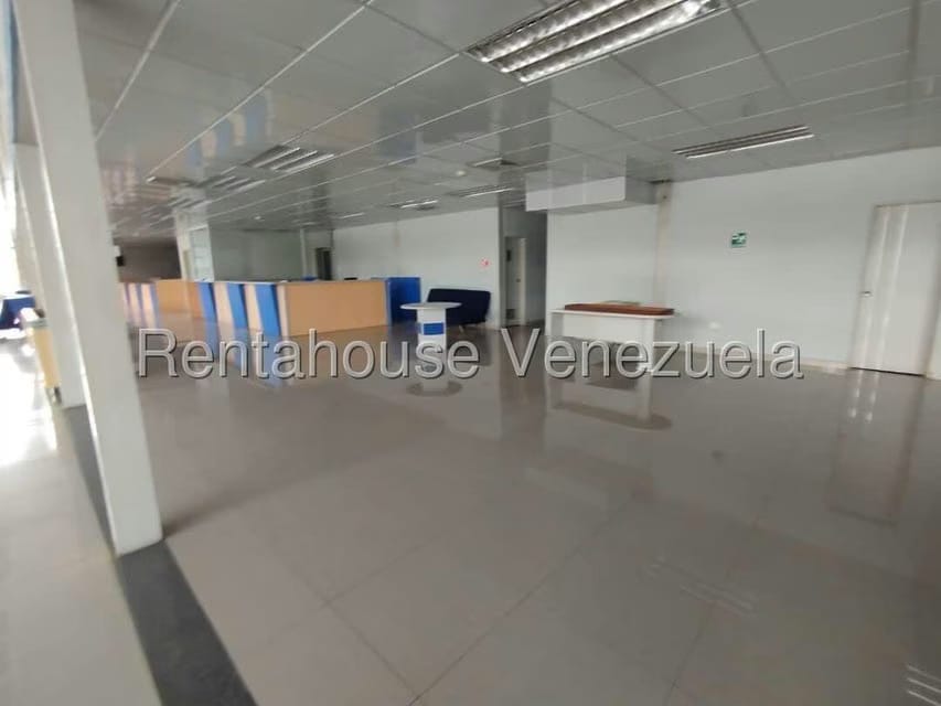 Comercial (Local Comercial) en Venta en Maturin, Monagas - 10