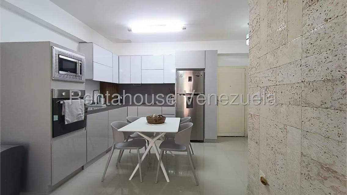Apartamento (1 Nivel) en Venta en Agua Sal, Miranda - 4