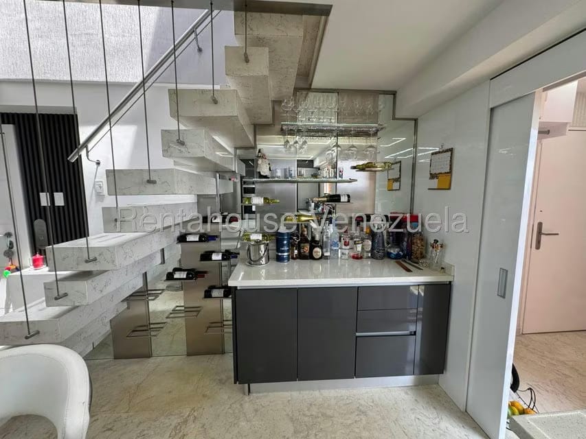 Apartamento (Penthouse) en Venta en Loma Linda, Distrito Metropolitano - 11