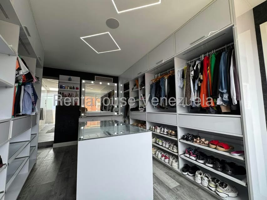 Apartamento (Penthouse) en Venta en Loma Linda, Distrito Metropolitano - 23