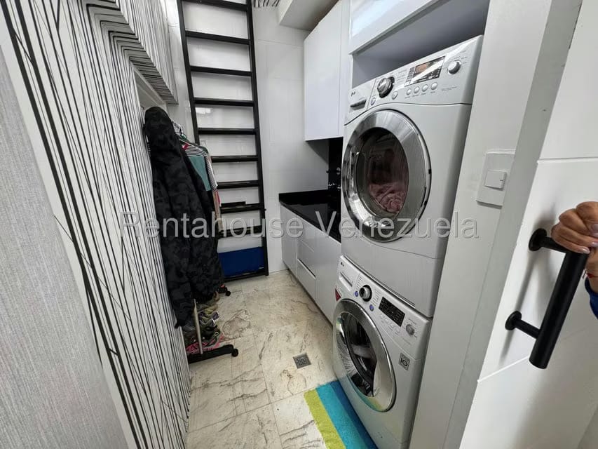 Apartamento (Penthouse) en Venta en Loma Linda, Distrito Metropolitano - 25
