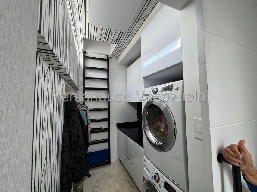 Apartamento (Penthouse) en Venta en Loma Linda, Distrito Metropolitano - 26