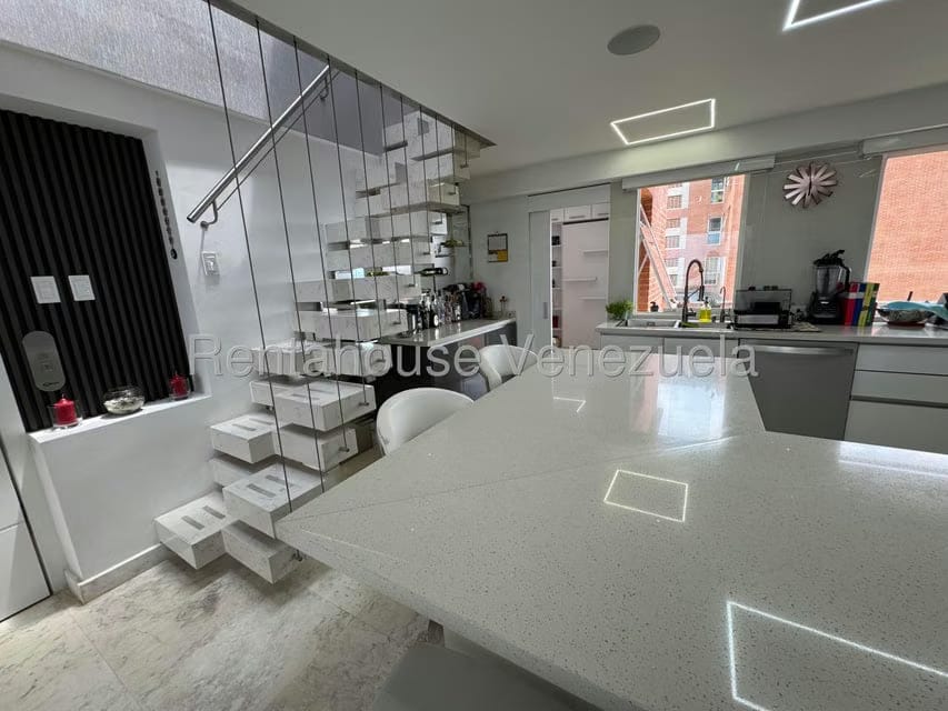 Apartamento (Penthouse) en Venta en Loma Linda, Distrito Metropolitano - 5