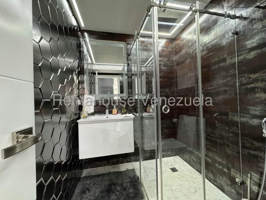 Apartamento (Penthouse) en Venta en Loma Linda, Distrito Metropolitano - 44
