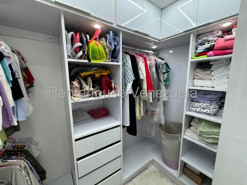 Apartamento (Penthouse) en Venta en Loma Linda, Distrito Metropolitano - 54
