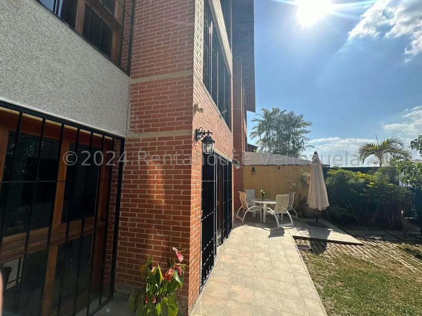 Townhouse (Multiples Niveles) en Venta en Monterrey, Distrito Metropolitano - 19