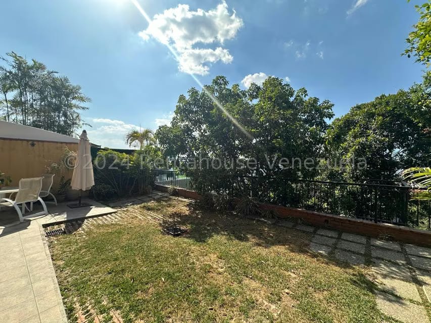 Townhouse (Multiples Niveles) en Venta en Monterrey, Distrito Metropolitano - 20