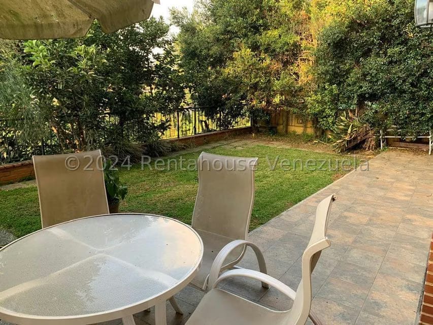 Townhouse (Multiples Niveles) en Venta en Monterrey, Distrito Metropolitano - 21