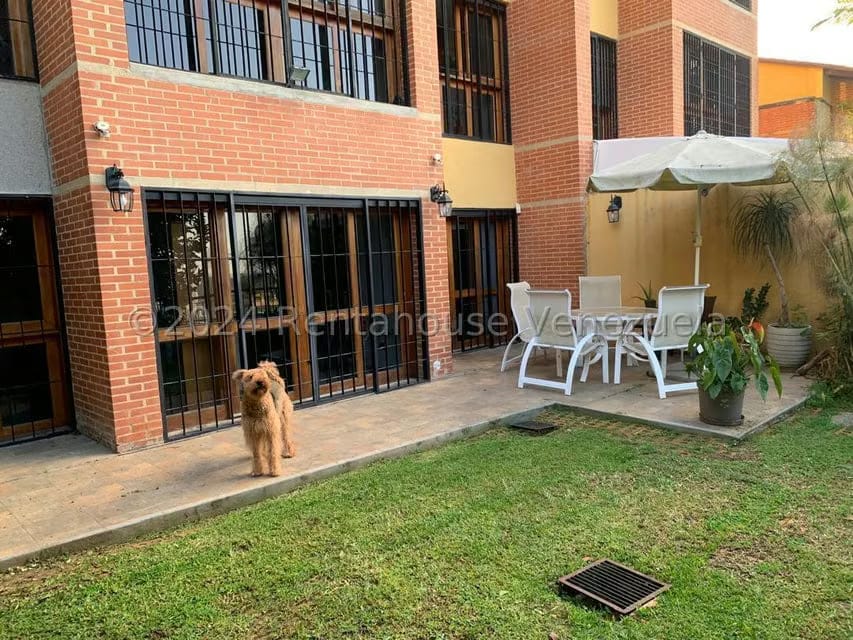 Townhouse (Multiples Niveles) en Venta en Monterrey, Distrito Metropolitano - 22
