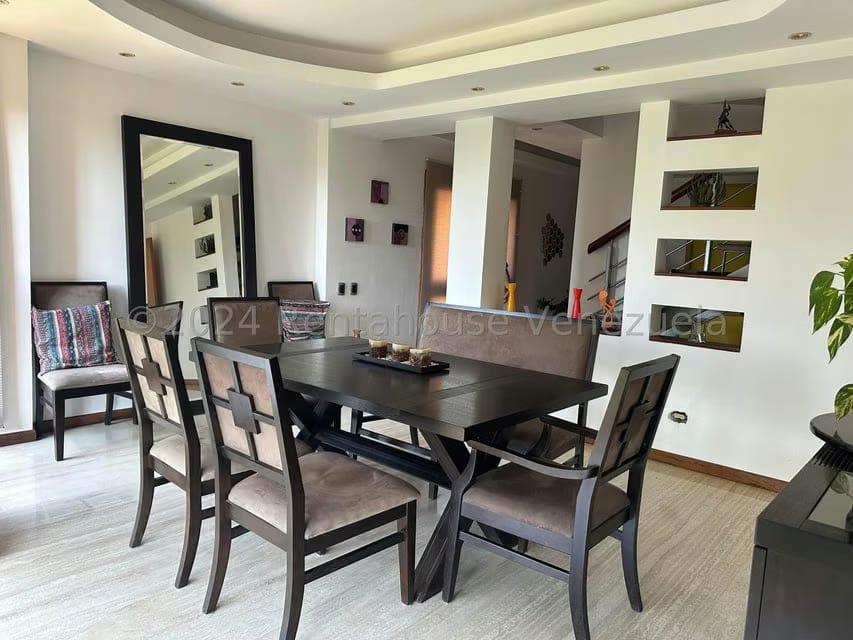 Townhouse (Multiples Niveles) en Venta en Monterrey, Distrito Metropolitano - 7