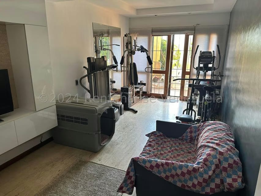 Townhouse (Multiples Niveles) en Venta en Monterrey, Distrito Metropolitano - 10