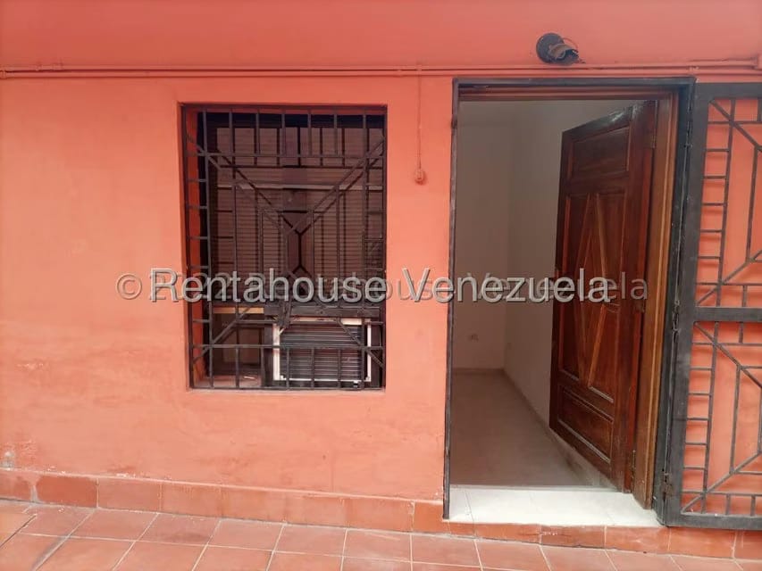 Comercial (Local Comercial) en Alquiler en Los Palos Grandes, Distrito Metropolitano