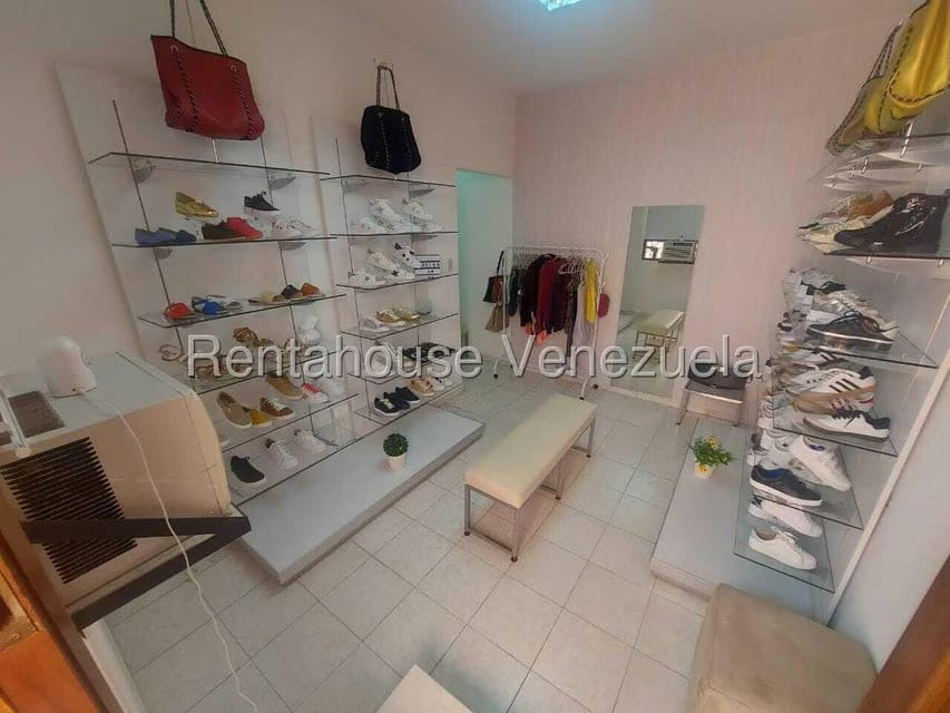 Comercial (Local Comercial) en Alquiler en Los Palos Grandes, Distrito Metropolitano - 6