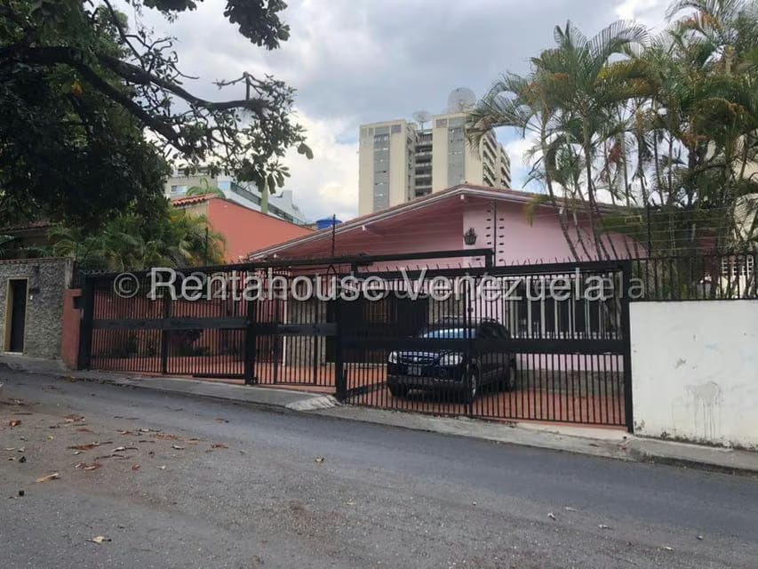 Comercial (Local Comercial) en Alquiler en Los Palos Grandes, Distrito Metropolitano - 10