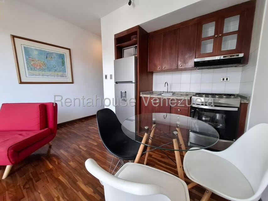 Apartamento (1 Nivel) en Alquiler en Colinas de Bello Monte, Distrito Metropolitano - 6