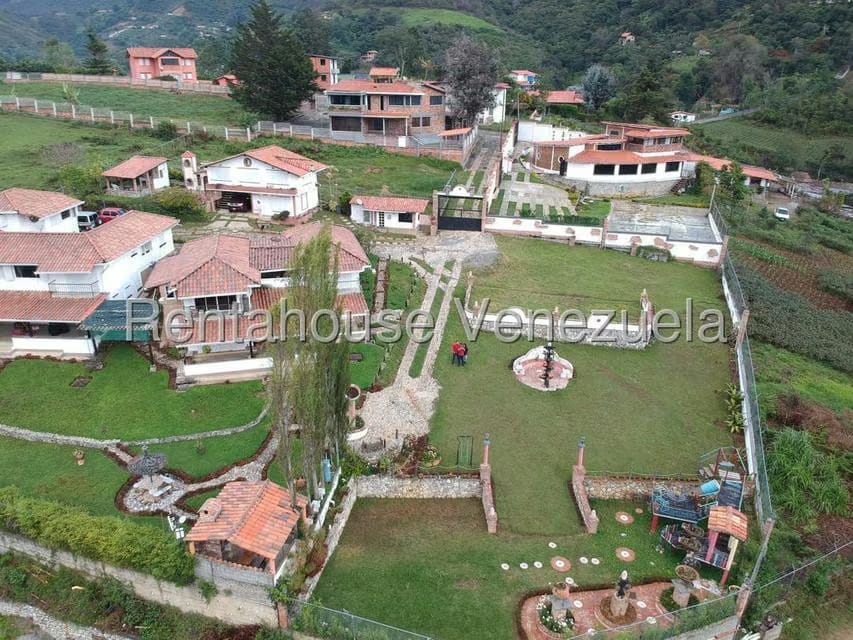 Casa (Multipes Niveles) en Venta en El Arenal, Merida