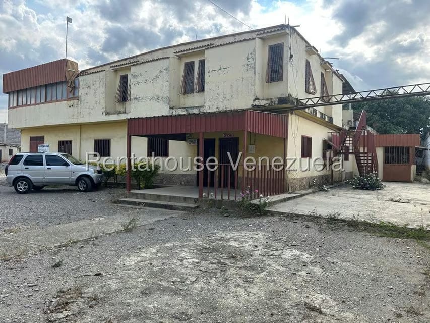Comercial (Local Comercial) en Alquiler en Zona Oeste, Lara