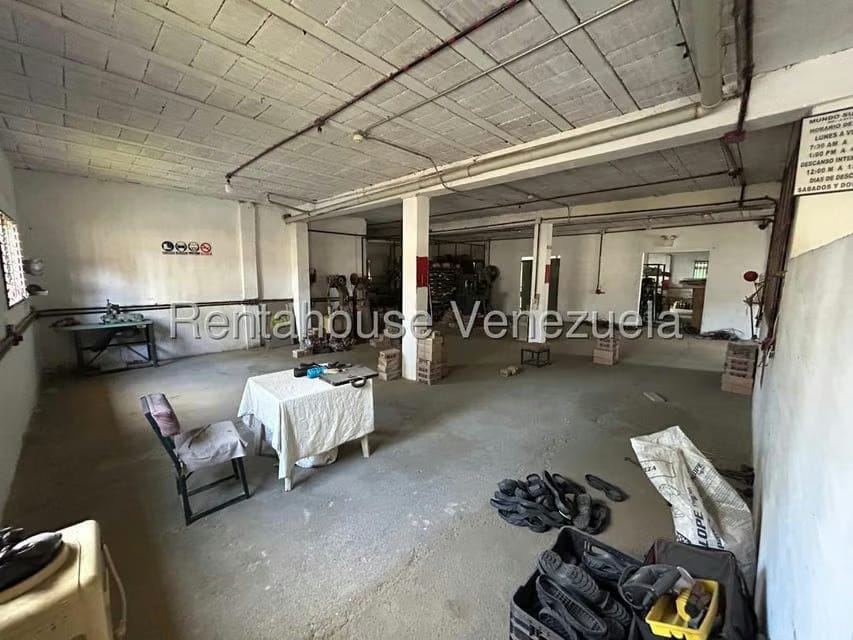 Comercial (Local Comercial) en Alquiler en Zona Oeste, Lara - 5