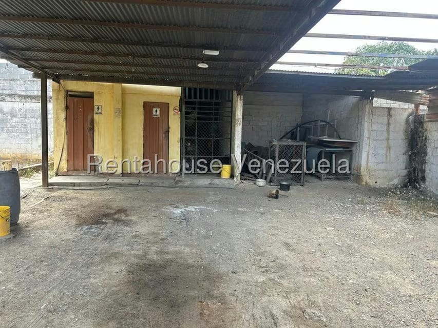 Comercial (Local Comercial) en Alquiler en Zona Oeste, Lara - 9