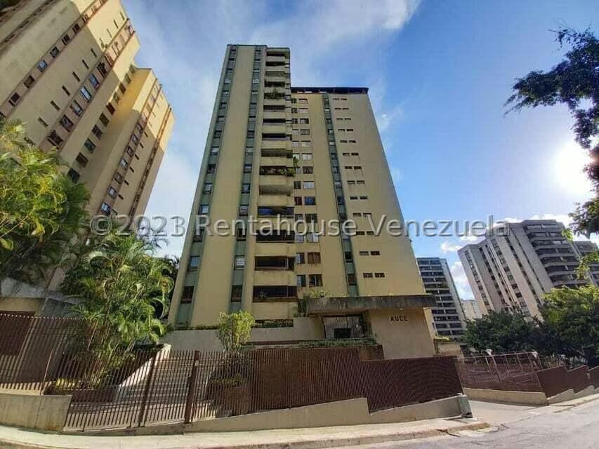 Apartamento (1 Nivel) en Venta en El Cigarral, Distrito Metropolitano - 2
