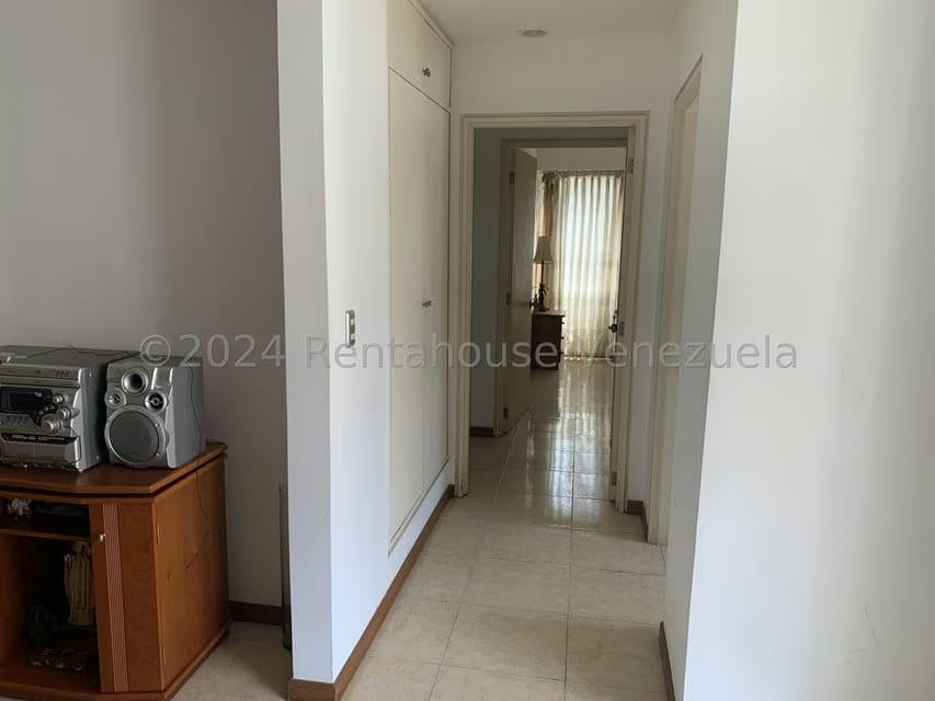 Apartamento (1 Nivel) en Venta en El Cigarral, Distrito Metropolitano - 21