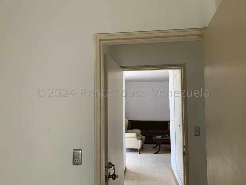 Apartamento (1 Nivel) en Venta en El Cigarral, Distrito Metropolitano - 23