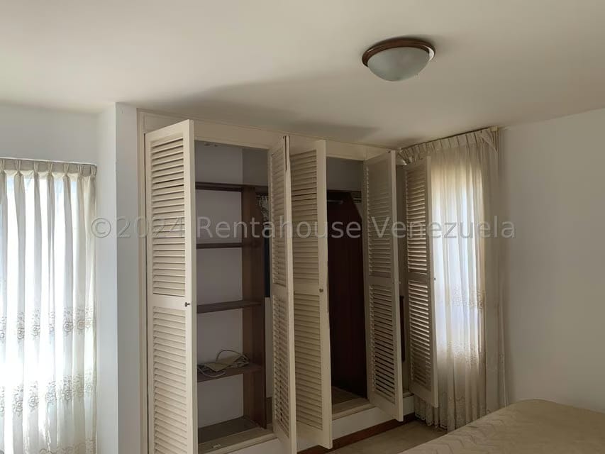 Apartamento (1 Nivel) en Venta en El Cigarral, Distrito Metropolitano - 27